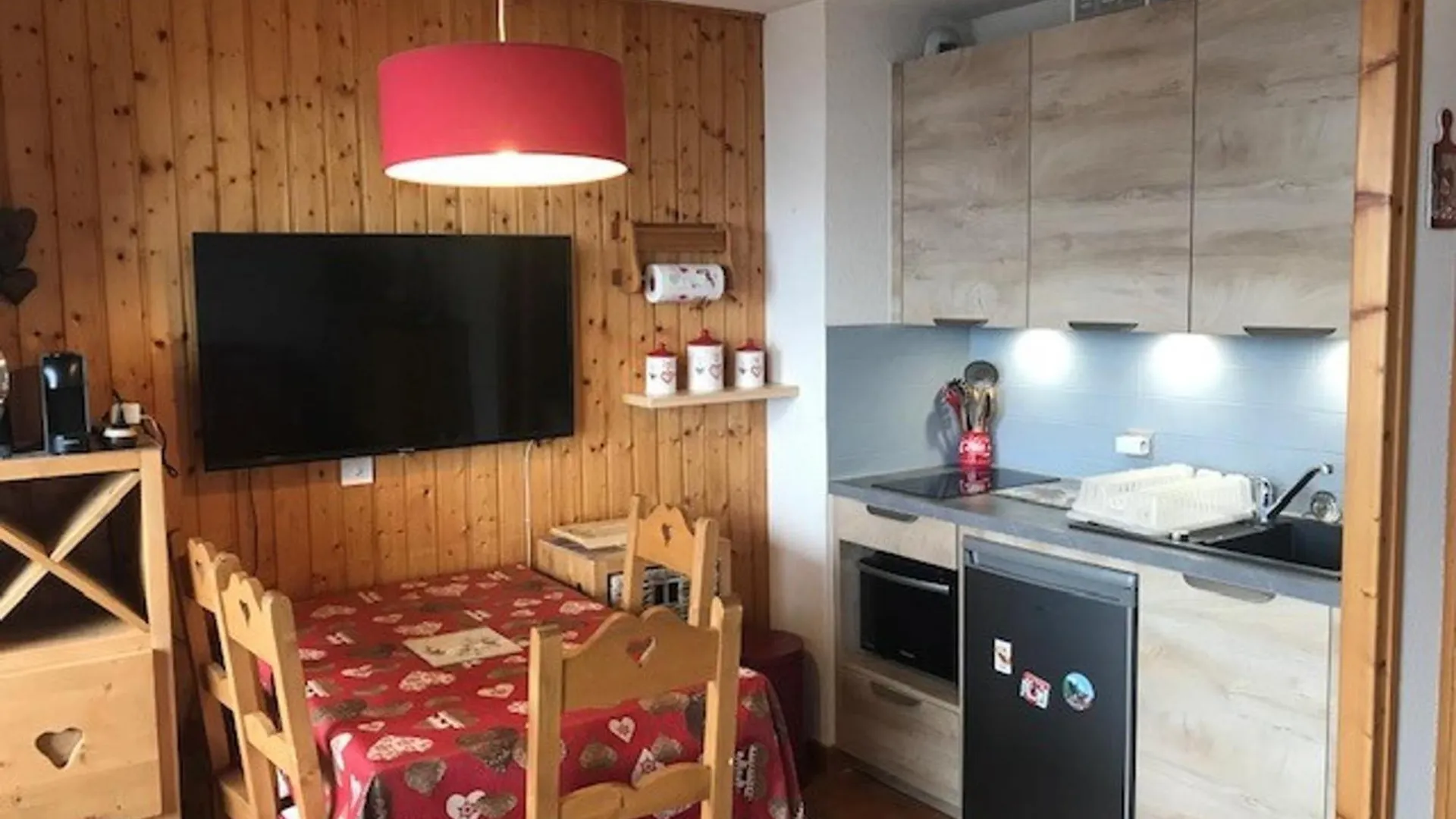 Studio Chatel 4 Pers, Ski, Balcon Sud/Ouest, Parking, Netflix/Wifi, Animaux Admis - Fr-1-676-122 France